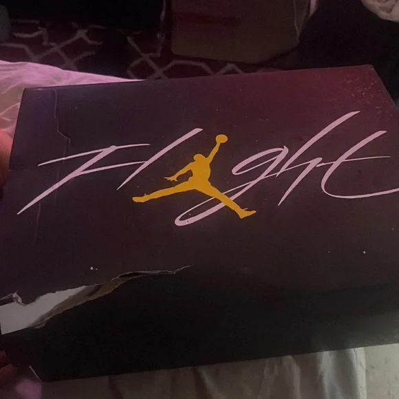 Jordan | Shoes | Jordan 4 Thunder Bad Box But New Sneakers  display picture 1